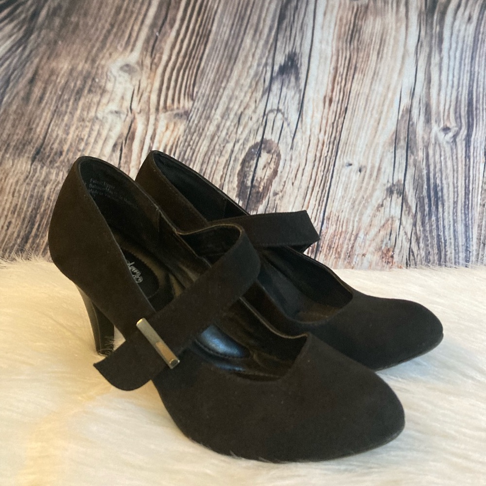 Coach and Four Heels